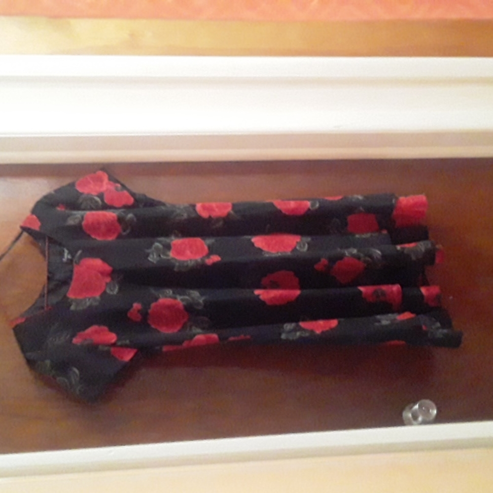 ❤Black & Red Cutie❤